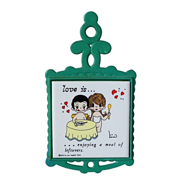 Vintage 1972 Los Angeles Times Trivet "Love is...enjoying A Meal Of Leftovers" - Picture 3 of 3